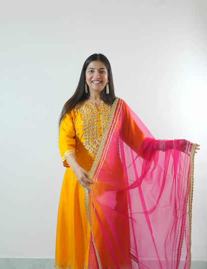 Bright peela suit - TBFO